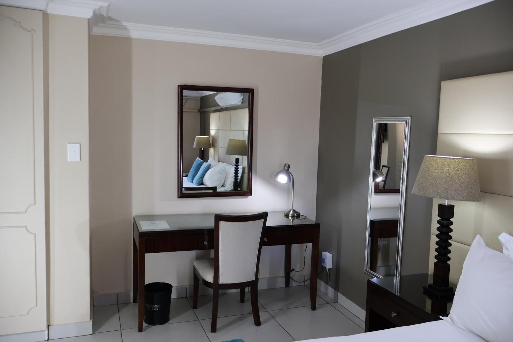 Airport Gardens Boutique Hotel Boksburg Eksteriør billede