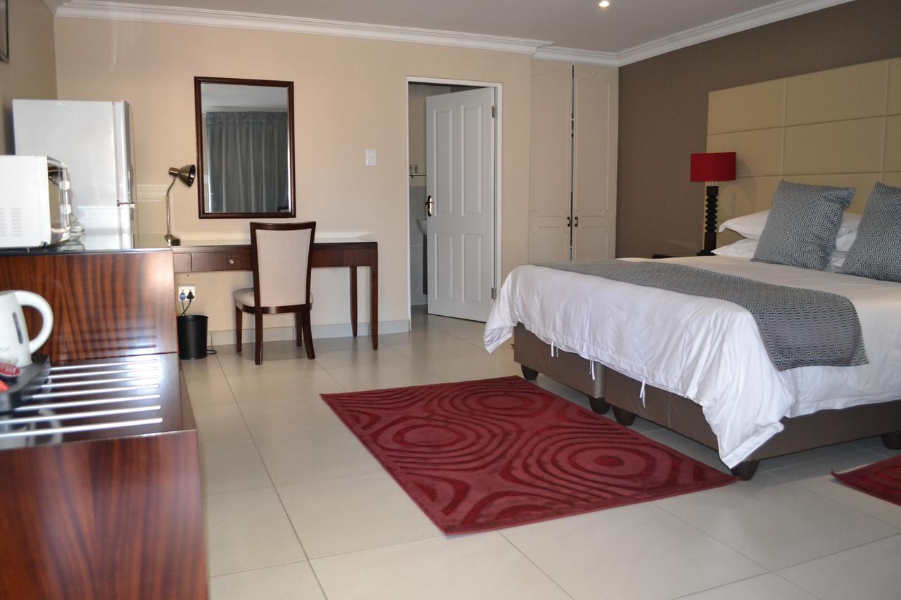 Airport Gardens Boutique Hotel Boksburg Eksteriør billede