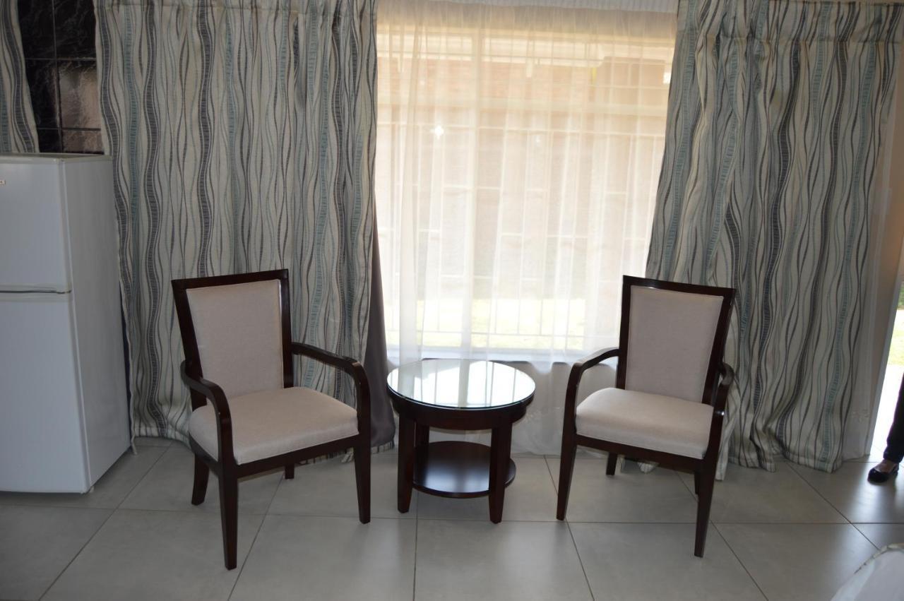 Airport Gardens Boutique Hotel Boksburg Eksteriør billede